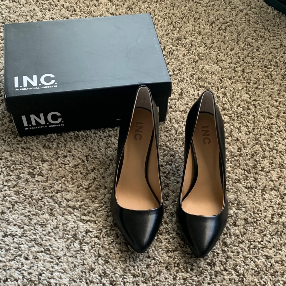 INC International Concepts Women's Classic Black Leather Heels